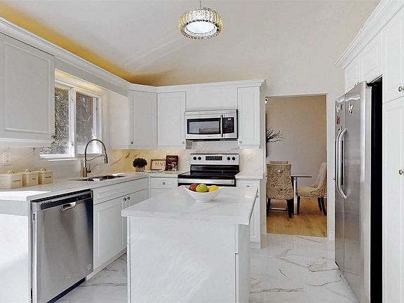 5th image of 1201 Kingdale Rd