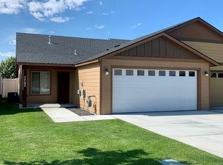 7702 Latah Ct, Pasco, WA