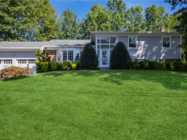 51 Rodman Oval, New Rochelle, NY 10805