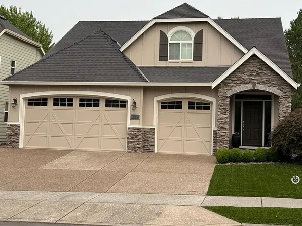 11835 SE Aerie Crescent Rd, Happy Valley, OR 97086