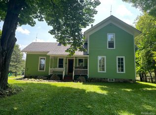 5160 Hough Rd, Dryden, MI