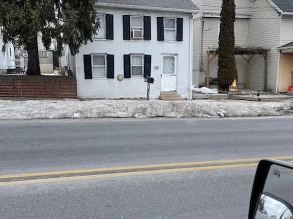 153 W King St, Abbottstown, PA 17301