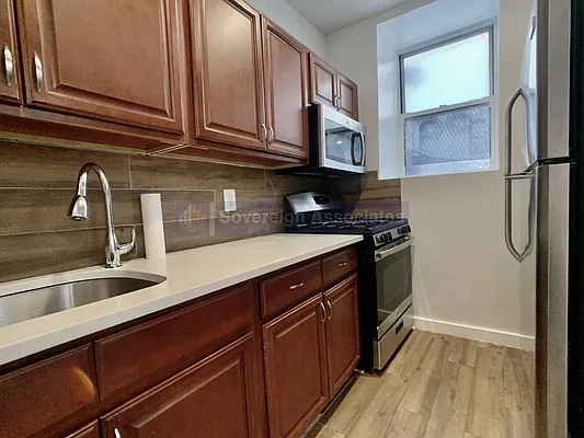 Rented by Sovereign Associates | media 6
