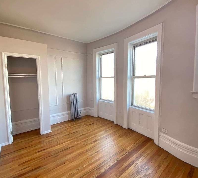 1st image of 784 Saint Johns Pl #3R