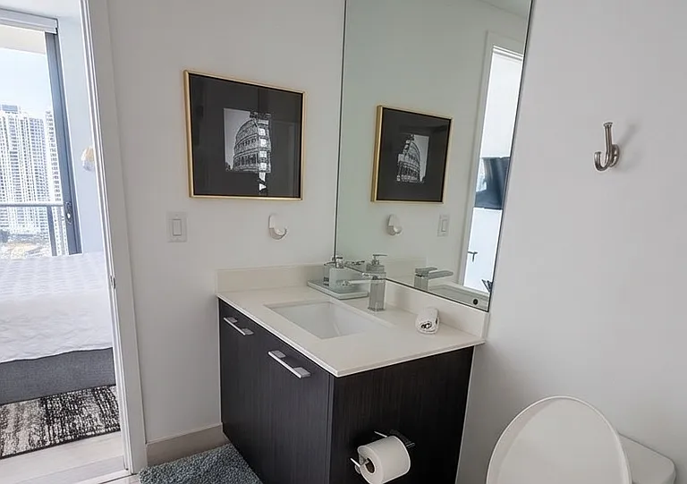 55 SW 9th St #1901 — Photo 7