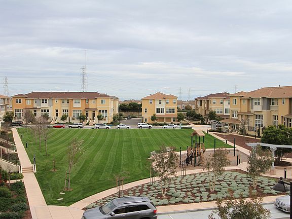 5th image of 211 Keech Dr #40