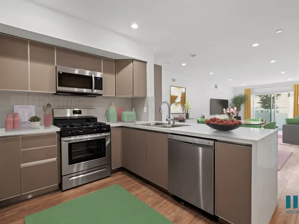 Croft Retreat by Wiseman, 130 S Croft Ave #304, Los Angeles, CA 90048