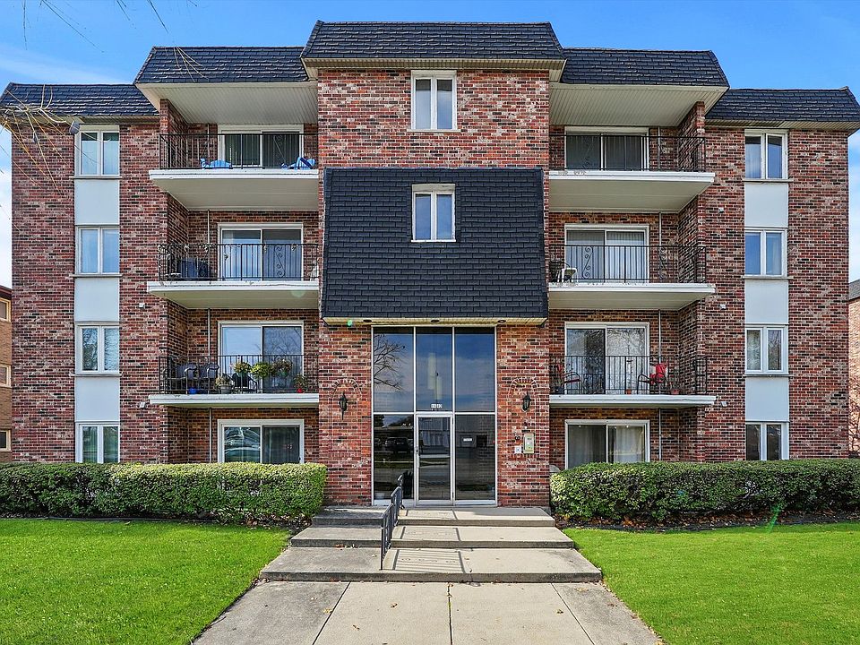 1st image of 11012 Kilpatrick Ave APT 1NE