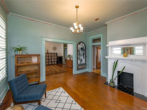 4th image of 2607 Highland Ave
