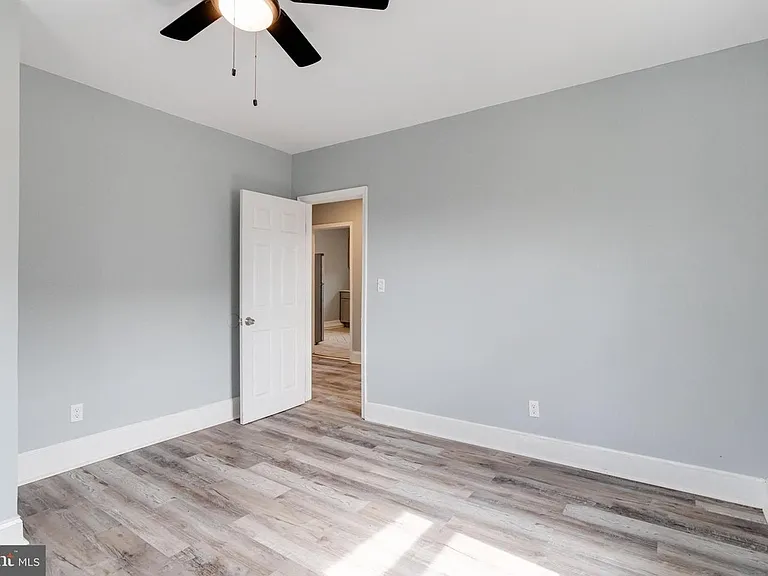 3401 W Rogers Ave #1 — Photo 8