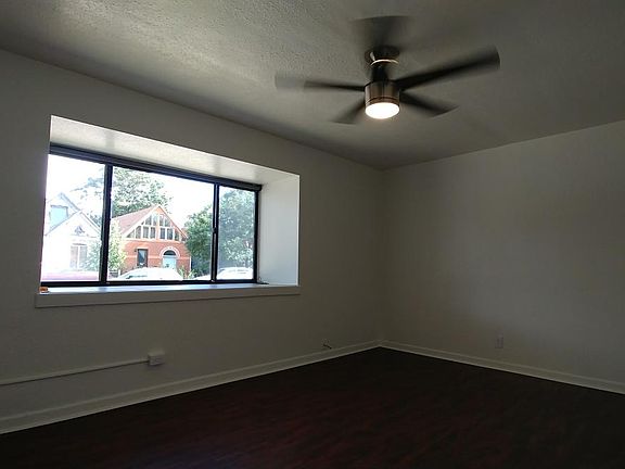 4th image of 3319 Arapahoe St