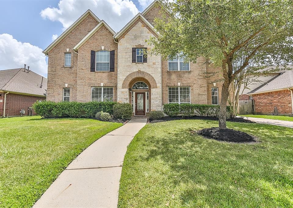 1st image of 6319 Oakmont Creek Dr