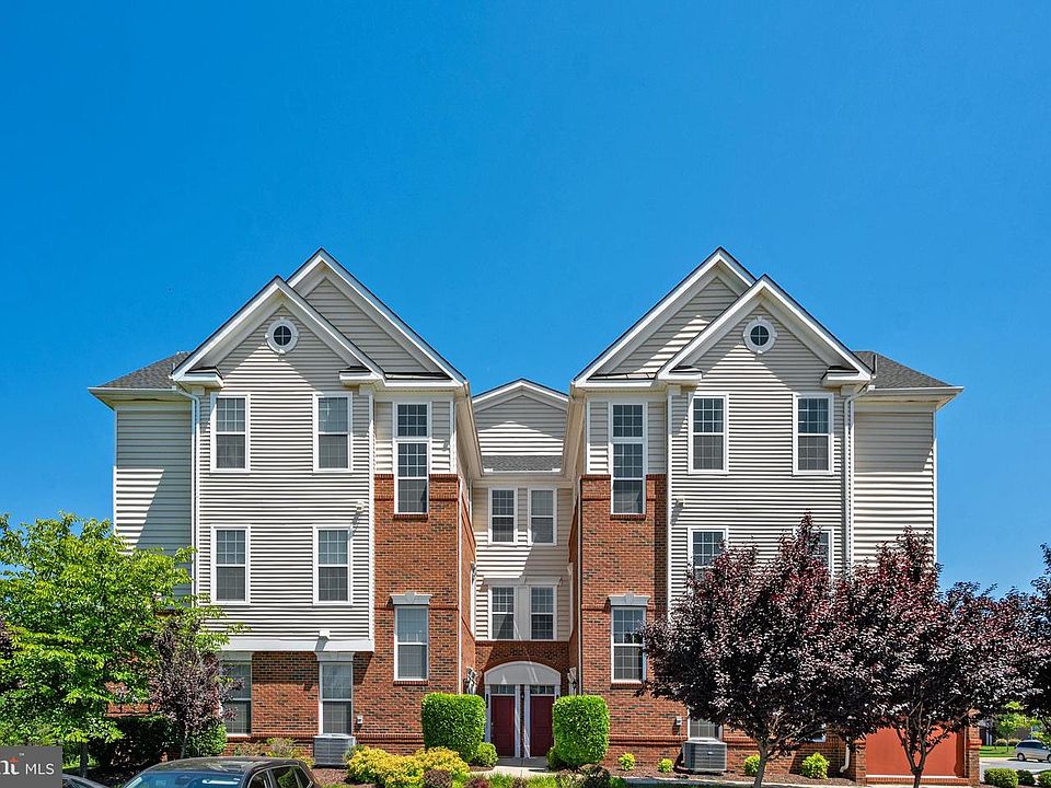 1st image of 23275 Milltown Knoll Sq Unit 118
