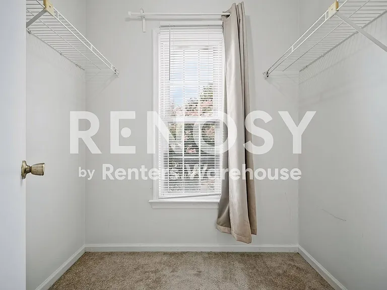 5310 Lake Victoria Arch — Photo 13