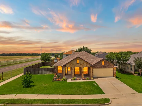 10193 Parker Springs Dr, Waco, TX 76708