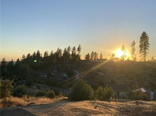 5935 Pine View Dr #11-12, Paradise, CA 95969