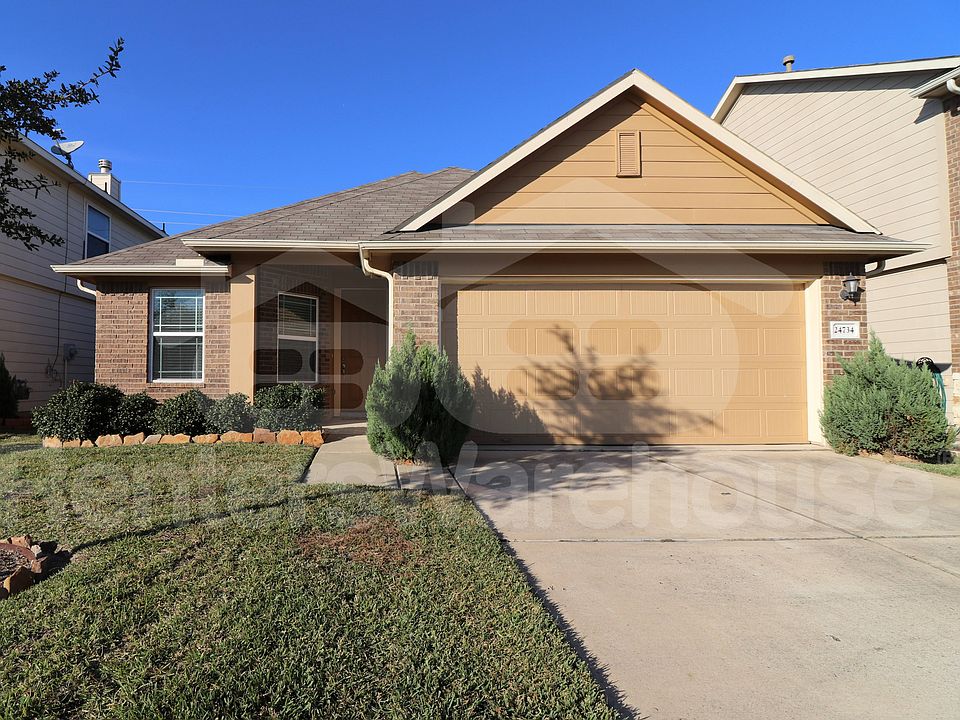 1st image of 24734 Lakecrest Village Dr