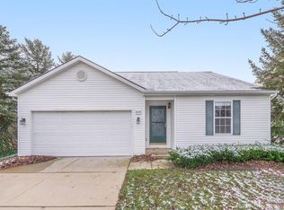 8123 Cypress Cir, Dexter, MI 48130