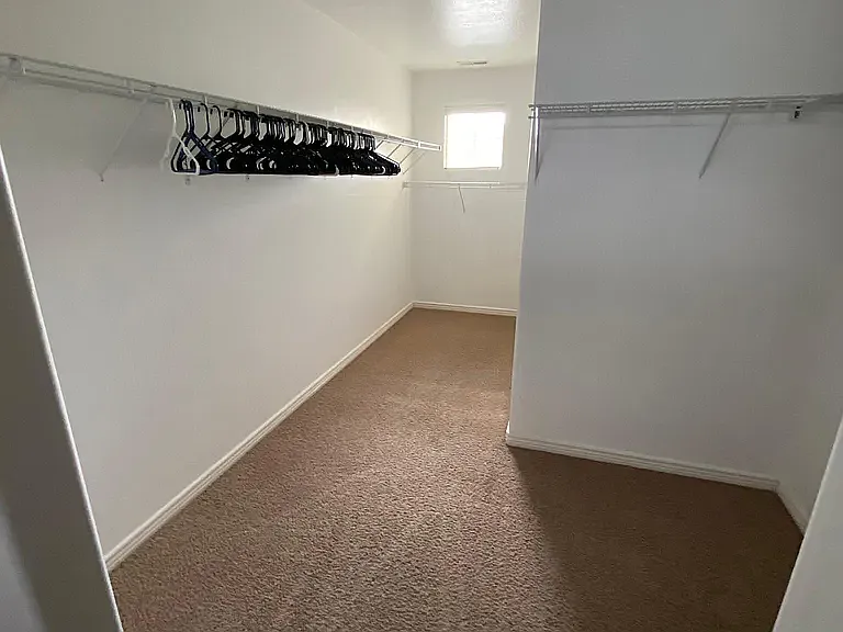 177 S 1930 E — Photo 17