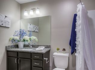 550 S Johnson Rd #705, Fremont, NE 68025