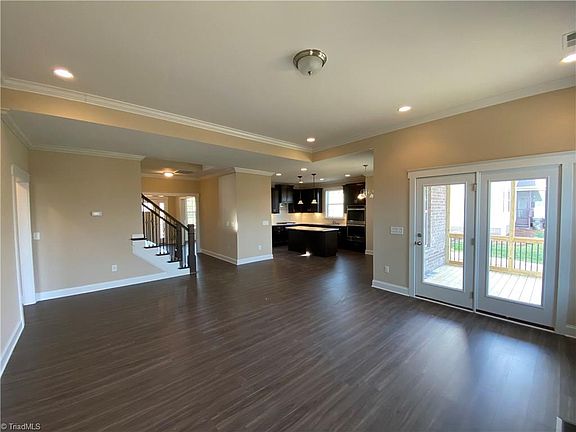 4th image of 4123 Dunlevy Ct