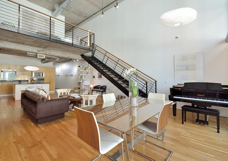 1st image of 1999 McKinney Ave APT 1002