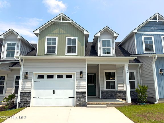3rd image of 553 Timbercrest Circle SE