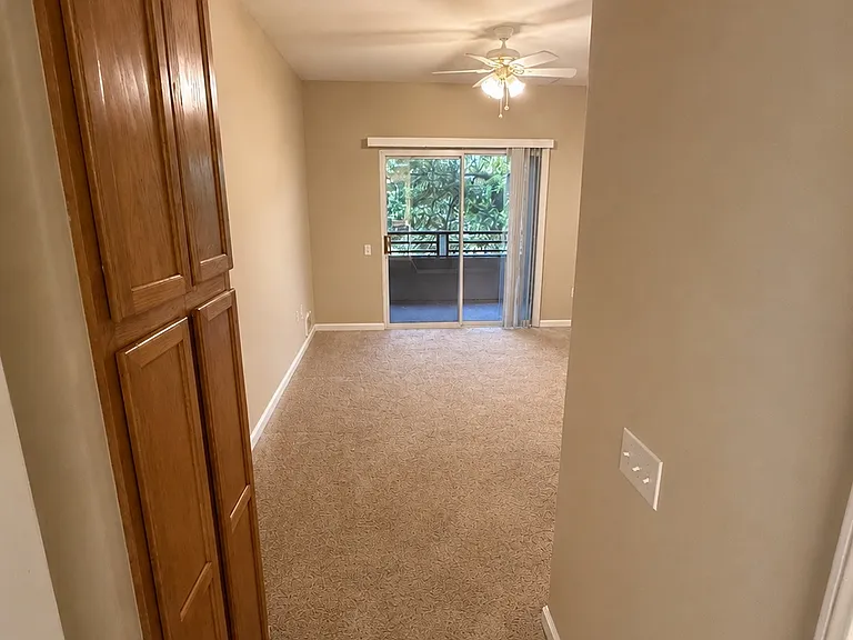 320 Caldecott Ln #108 — Photo 12