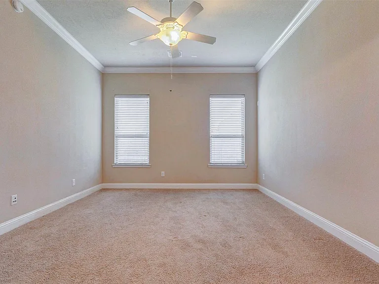 6107 Nicholas Ln — Photo 13