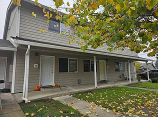 775 Hemlock St APT 2, Longview, WA 98632