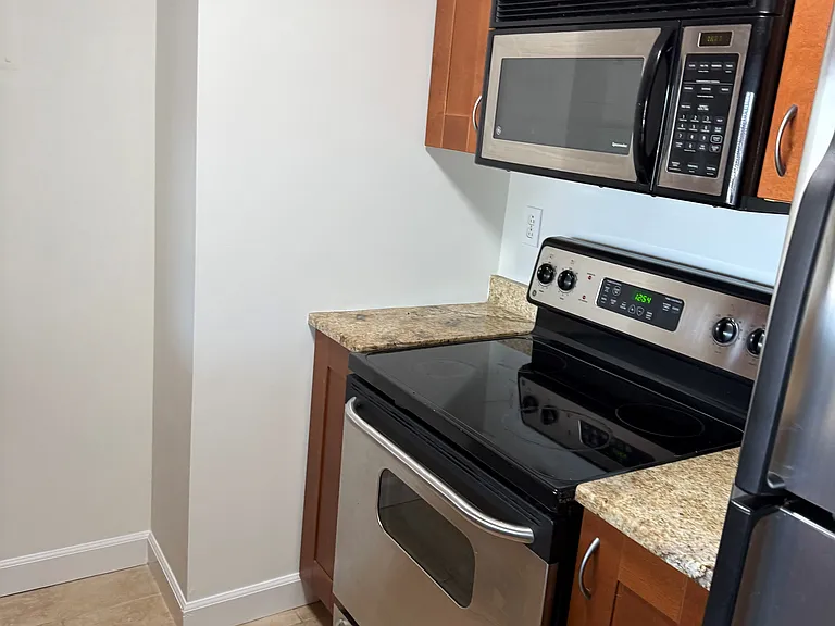 127 Greyrock Pl #911 — Photo 8