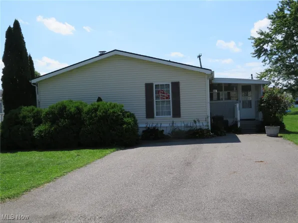 4833 Timberview Dr, Ravenna, OH 44266