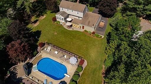 2nd image of 46 Mill St