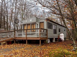 S761 Hummingbird Dr, Gouldsboro, PA 18424