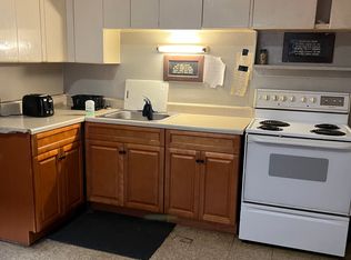 666 Broad St APT 1, Meriden, CT 06450