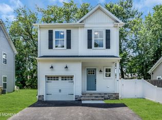 54 5th Ave, Toms River, NJ 08757