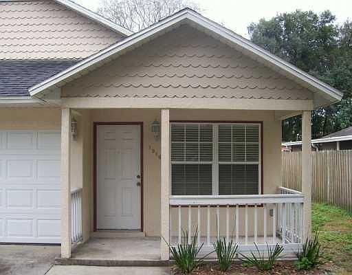 1910 E. Kaley