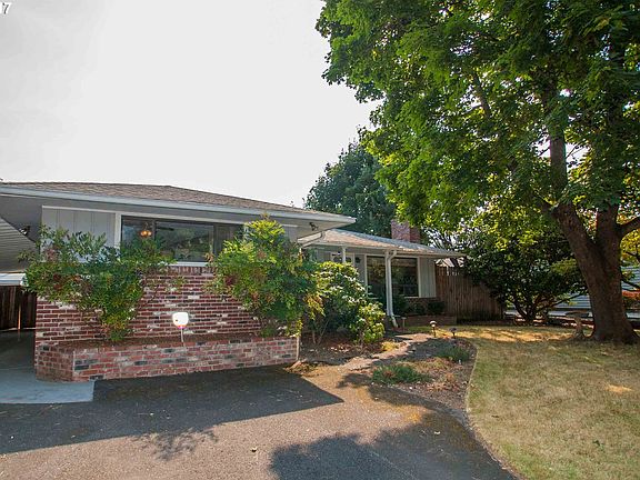 2nd image of 4505 NE 54th Ave