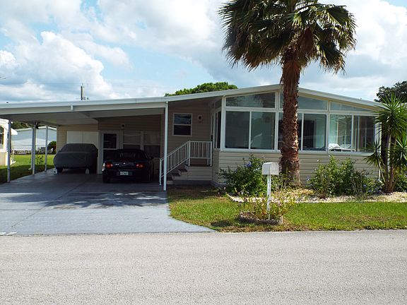 3rd image of 227 Martin Dr