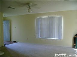 2nd image of 138 Baxter Ave