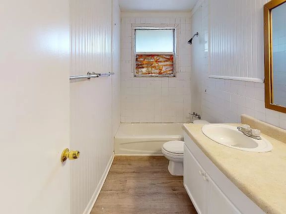 5th image of 5687 Atlee Ave