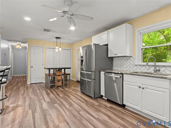 4th image of 2335 Ridge Rd