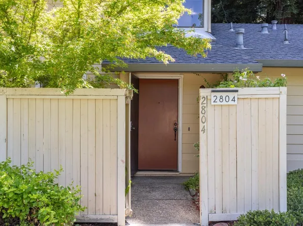 2804 Woodlake Drive, Santa Rosa, CA 95405