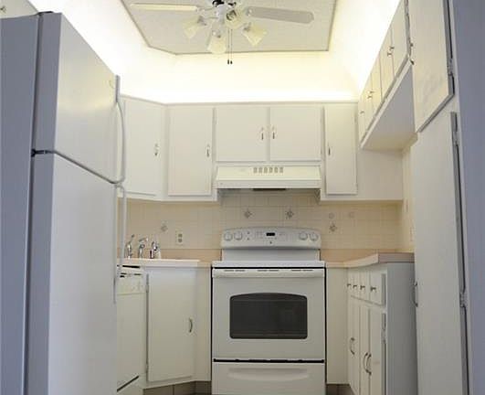 5th image of 2762 SW Matheson Ave #111F2
