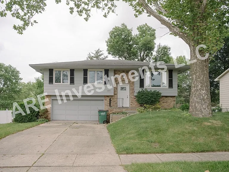4501 68th St — Photo 11