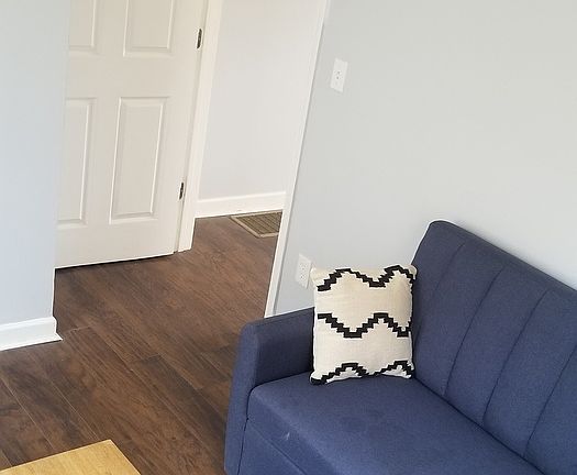 2nd image of 10714 S Eggleston Ave