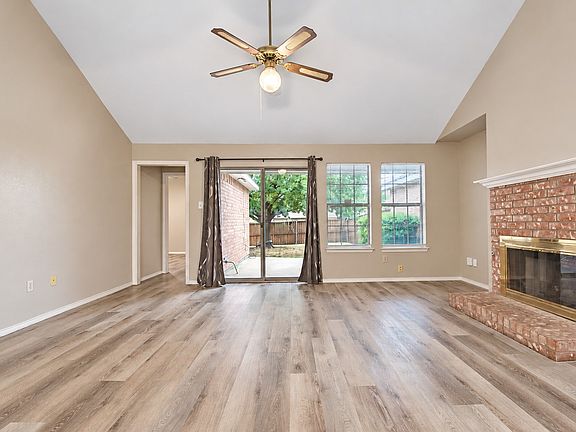 4th image of 2040 Garden Crest Ln