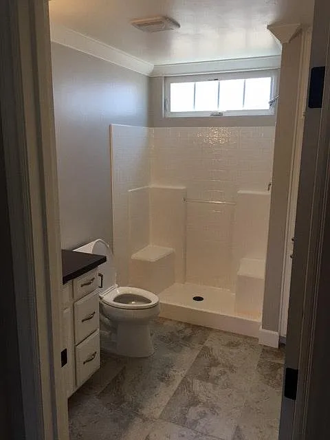 3 bed, 1050 sqft, $5,300 — Photo 2
