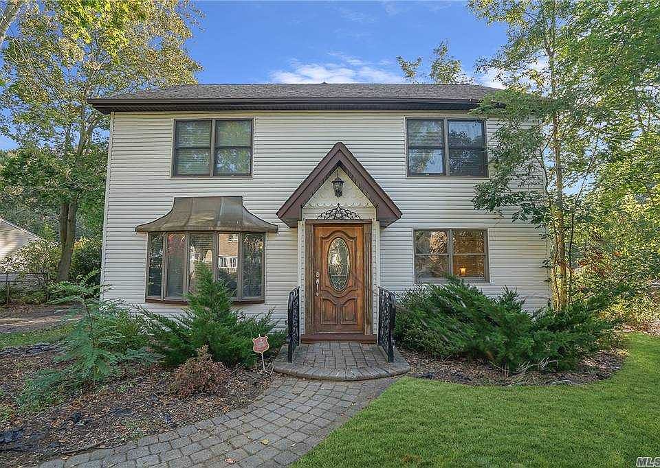 1st image of 120 Stanley Dr