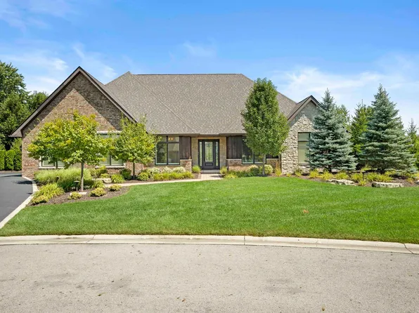 10910 Lake Central Dr, Saint John, IN 46373